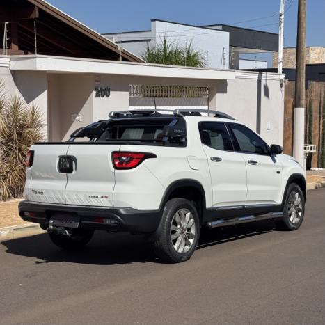 FIAT Toro 2.0 16V 4P 4WD RANCH TURBO DIESEL AUTOM�TICO, Foto 4
