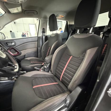 FIAT Toro 2.0 16V 4P 4WD FREEDOM TURBO DIESEL  AUTOM�TICO, Foto 9