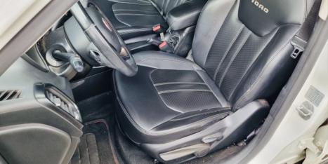 FIAT Toro 2.4 16V 4P FREEDOM MULTIAIR FLEX AUTOM�TICO, Foto 4