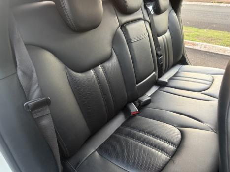 FIAT Toro 2.4 16V 4P FREEDOM MULTIAIR FLEX AUTOM�TICO, Foto 15
