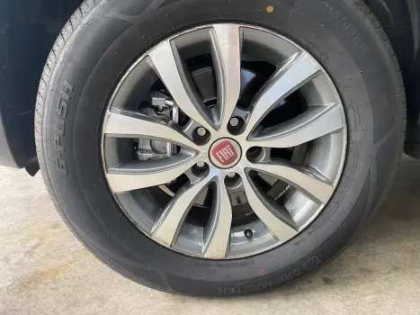 FIAT Toro 2.4 16V 4P FREEDOM MULTIAIR FLEX AUTOM�TICO, Foto 10