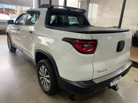 FIAT Toro 2.4 16V 4P FREEDOM MULTIAIR FLEX AUTOM�TICO, Foto 17