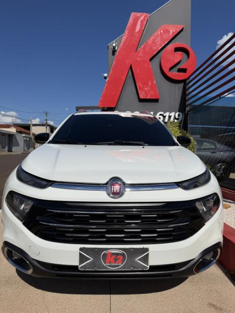 FIAT Toro 2.4 16V 4P MULTIAIR FLEX VOLCANO AUTOM�TICO, Foto 2
