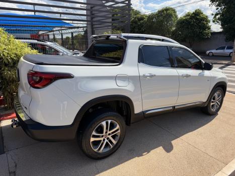 FIAT Toro 2.4 16V 4P MULTIAIR FLEX VOLCANO AUTOM�TICO, Foto 4