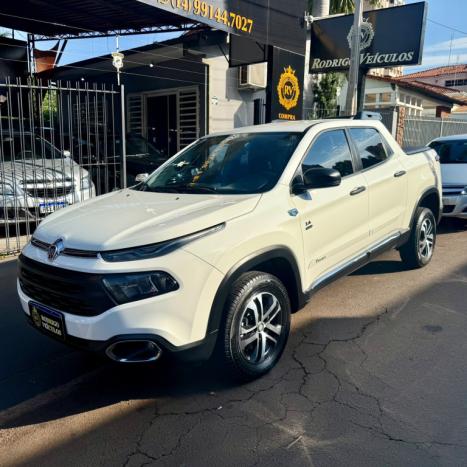 FIAT Toro 2.4 16V 4P FREEDOM MULTIAIR FLEX AUTOMÁTICO, Foto 1