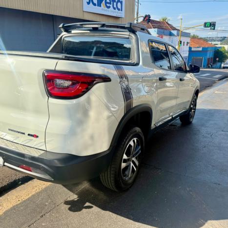 FIAT Toro 2.4 16V 4P FREEDOM MULTIAIR FLEX AUTOMÁTICO, Foto 6