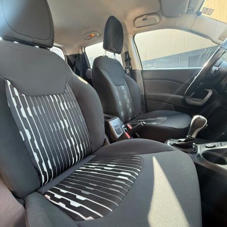 FIAT Toro 2.4 16V 4P FREEDOM MULTIAIR FLEX AUTOMÁTICO, Foto 11