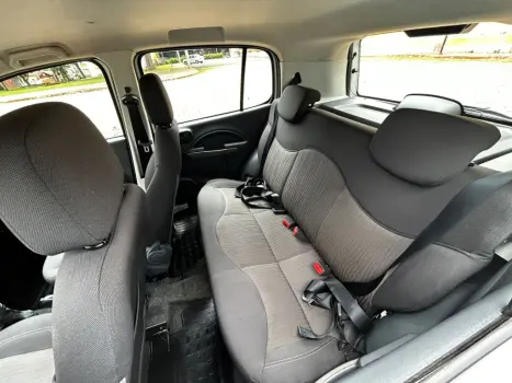 FIAT Uno 1.0 4P FLEX WAY, Foto 6