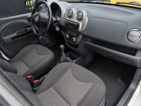 FIAT Uno 1.0 4P FLEX WAY, Foto 2