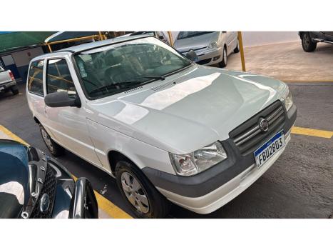 FIAT Uno 1.0 FLEX FIRE, Foto 2