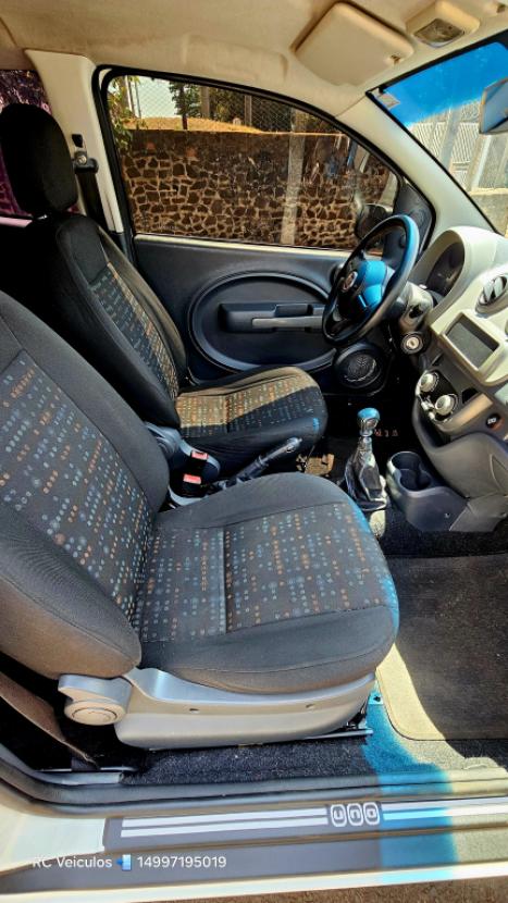 FIAT Uno 1.0 FLEX VIVACE, Foto 5