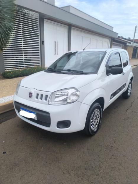 FIAT Uno 1.0 FLEX VIVACE, Foto 2