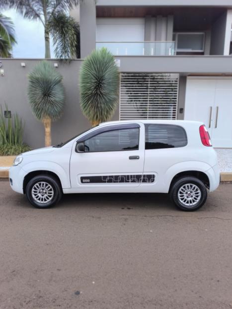 FIAT Uno 1.0 FLEX VIVACE, Foto 3