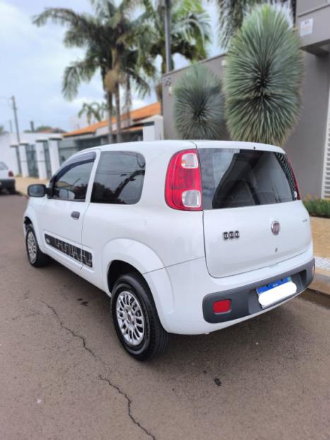 FIAT Uno 1.0 FLEX VIVACE, Foto 4