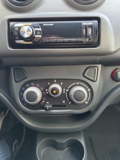 FIAT Uno 1.0 FLEX VIVACE, Foto 9