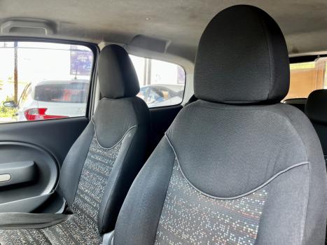 FIAT Uno 1.0 FLEX VIVACE, Foto 4