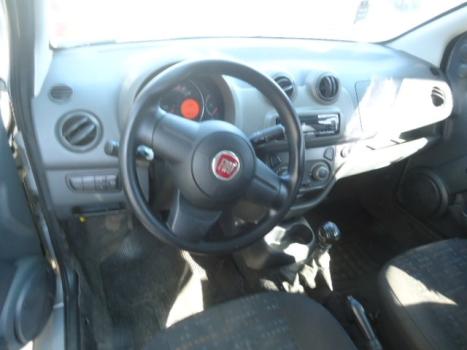 FIAT Uno 1.0 FLEX VIVACE, Foto 4