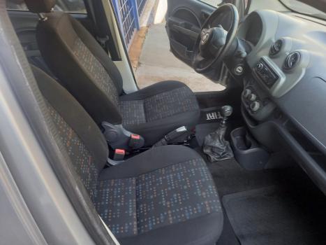 FIAT Uno 1.0 FLEX VIVACE CELEBRATION, Foto 9