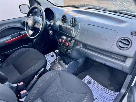 FIAT Uno 1.4 4P FLEX SPORTING, Foto 15