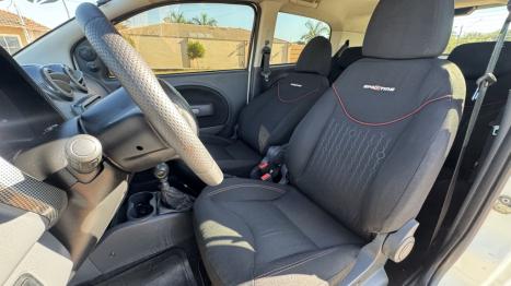 FIAT Uno 1.4 FLEX SPORTING, Foto 5