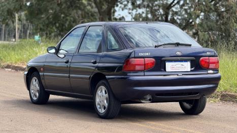 FORD Escort Sedan 1.8 16V 4P GLX, Foto 4