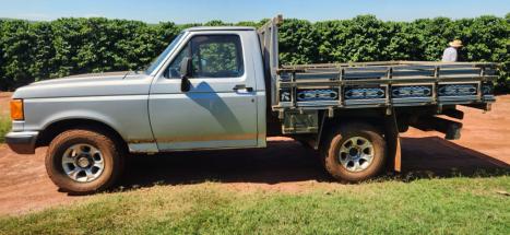 FORD F-1000 3.9 CABINE SIMPLES DIESEL, Foto 2