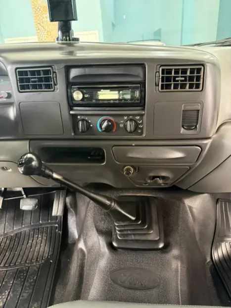 FORD F-250 4.2 XL CABINE SIMPLES, Foto 12