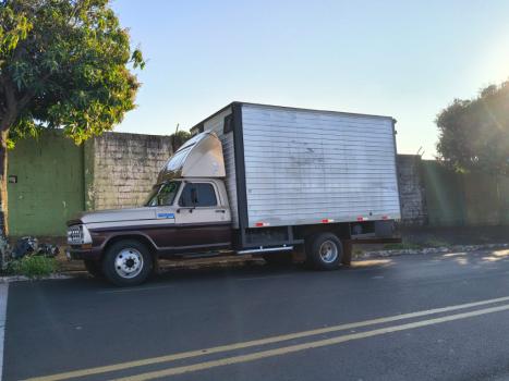FORD F-4000 3.9 MWM 229, Foto 1