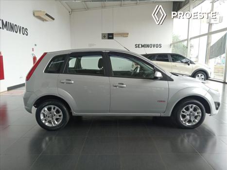 FORD Fiesta Hatch 1.6 4P FLEX, Foto 8