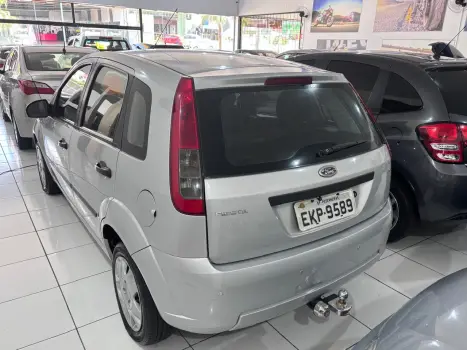FORD Fiesta Hatch 1.6 4P FLEX, Foto 4