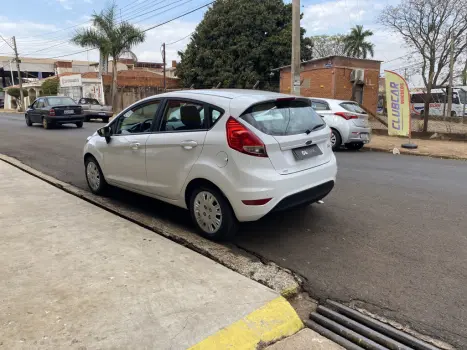 FORD Fiesta Hatch 1.5 16V 4P S FLEX, Foto 5 FORD Fiesta Hatch 1.5 16V 4P S FLEX, Foto 5
