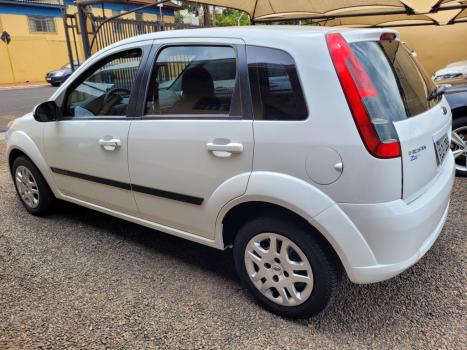 FORD Fiesta Hatch 1.0 4P FLEX, Foto 3
