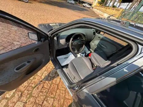FORD Fiesta Hatch 1.0 STREET, Foto 8