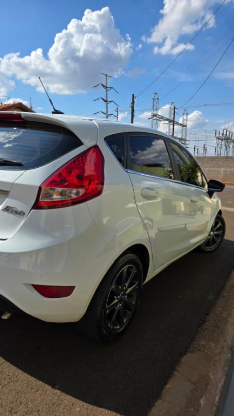 FORD Fiesta Hatch 1.6 16V 4P SE FLEX, Foto 3