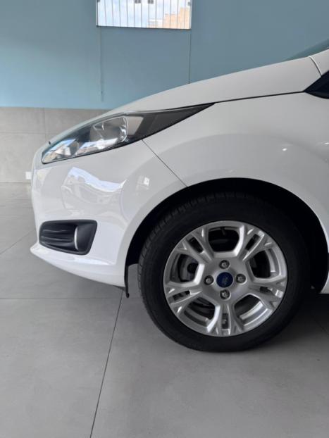 FORD Fiesta Hatch 1.6 16V 4P FLEX SE POWERSHIFT AUTOMTICO, Foto 5