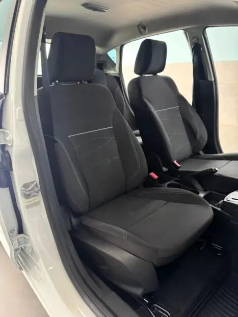 FORD Fiesta Hatch 1.6 16V 4P FLEX SE POWERSHIFT AUTOMTICO, Foto 16