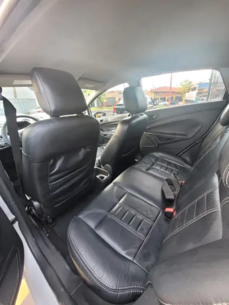 FORD Fiesta Hatch 1.5 16V 4P S FLEX, Foto 5