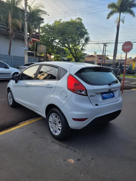 FORD Fiesta Hatch 1.5 16V 4P S FLEX, Foto 7
