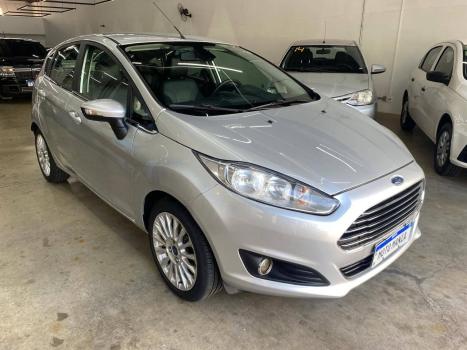 FORD Fiesta Hatch 1.6 16V 4P FLEX TITANIUM PLUS POWERSHIFT AUTOM�TICO, Foto 3