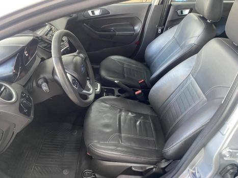 FORD Fiesta Hatch 1.6 16V 4P FLEX TITANIUM PLUS POWERSHIFT AUTOM�TICO, Foto 4