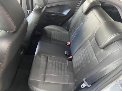 FORD Fiesta Hatch 1.6 16V 4P FLEX TITANIUM PLUS POWERSHIFT AUTOM�TICO, Foto 5