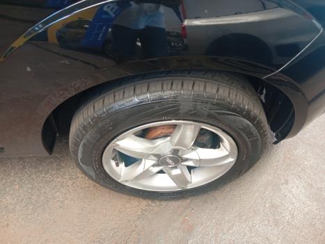 FORD Fiesta Hatch 1.6 4P FLEX, Foto 3