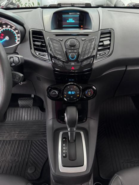 FORD Fiesta Hatch 1.6 16V 4P FLEX TITANIUM POWERSHIFT AUTOMTICO, Foto 13