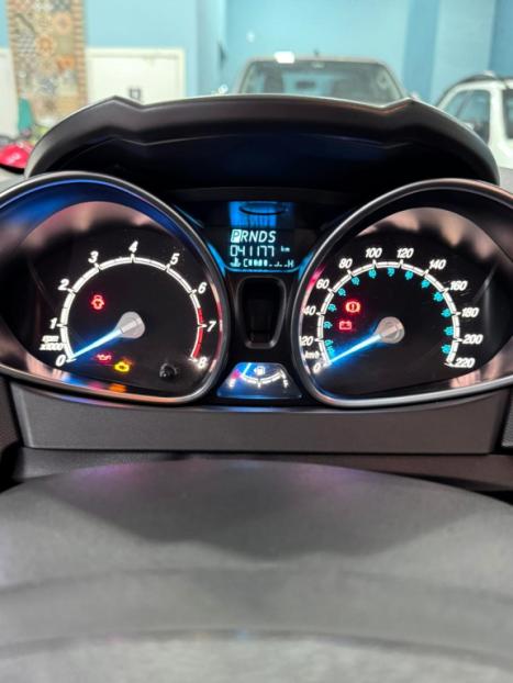 FORD Fiesta Hatch 1.6 16V 4P FLEX TITANIUM POWERSHIFT AUTOMTICO, Foto 14