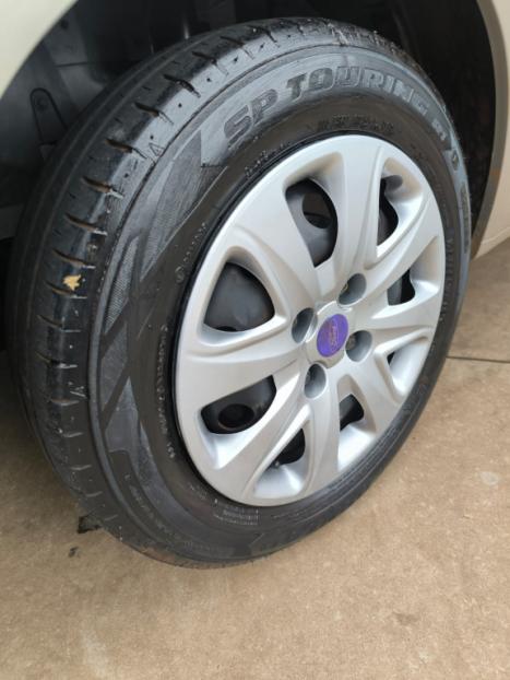 FORD Fiesta Hatch 1.6, Foto 8