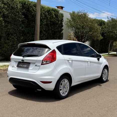FORD Fiesta Hatch 1.5 16V 4P SE FLEX, Foto 2