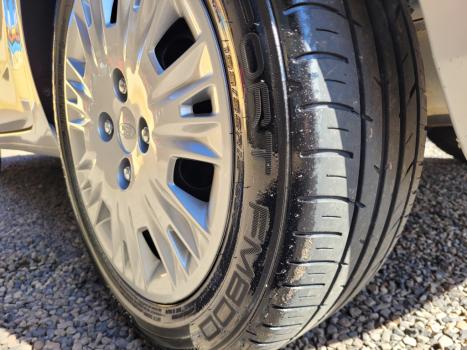 FORD Fiesta Hatch 1.6 16V 4P SE FLEX, Foto 7
