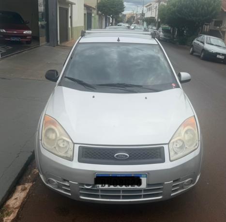 FORD Fiesta Hatch 1.0 4P FLEX, Foto 4
