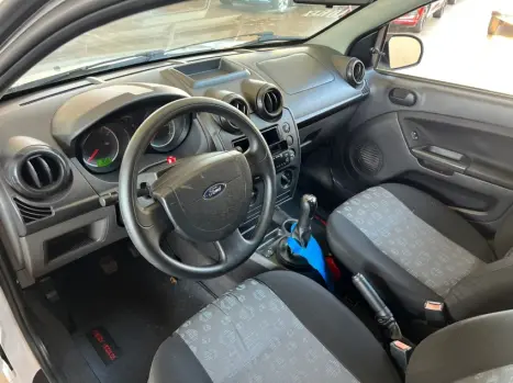 FORD Fiesta Hatch 1.0 4P, Foto 6