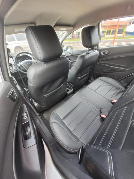 FORD Fiesta Hatch 1.6 16V 4P SE FLEX, Foto 6